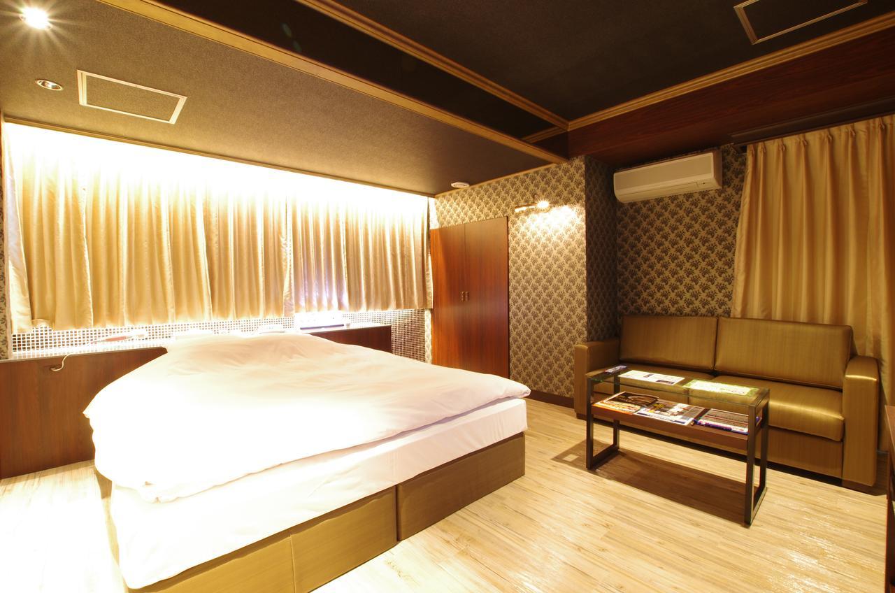 ブルーホテル シュープリーム  札幌市 エクステリア 写真